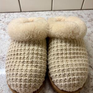 UGG Cream Fuzzy Slippers